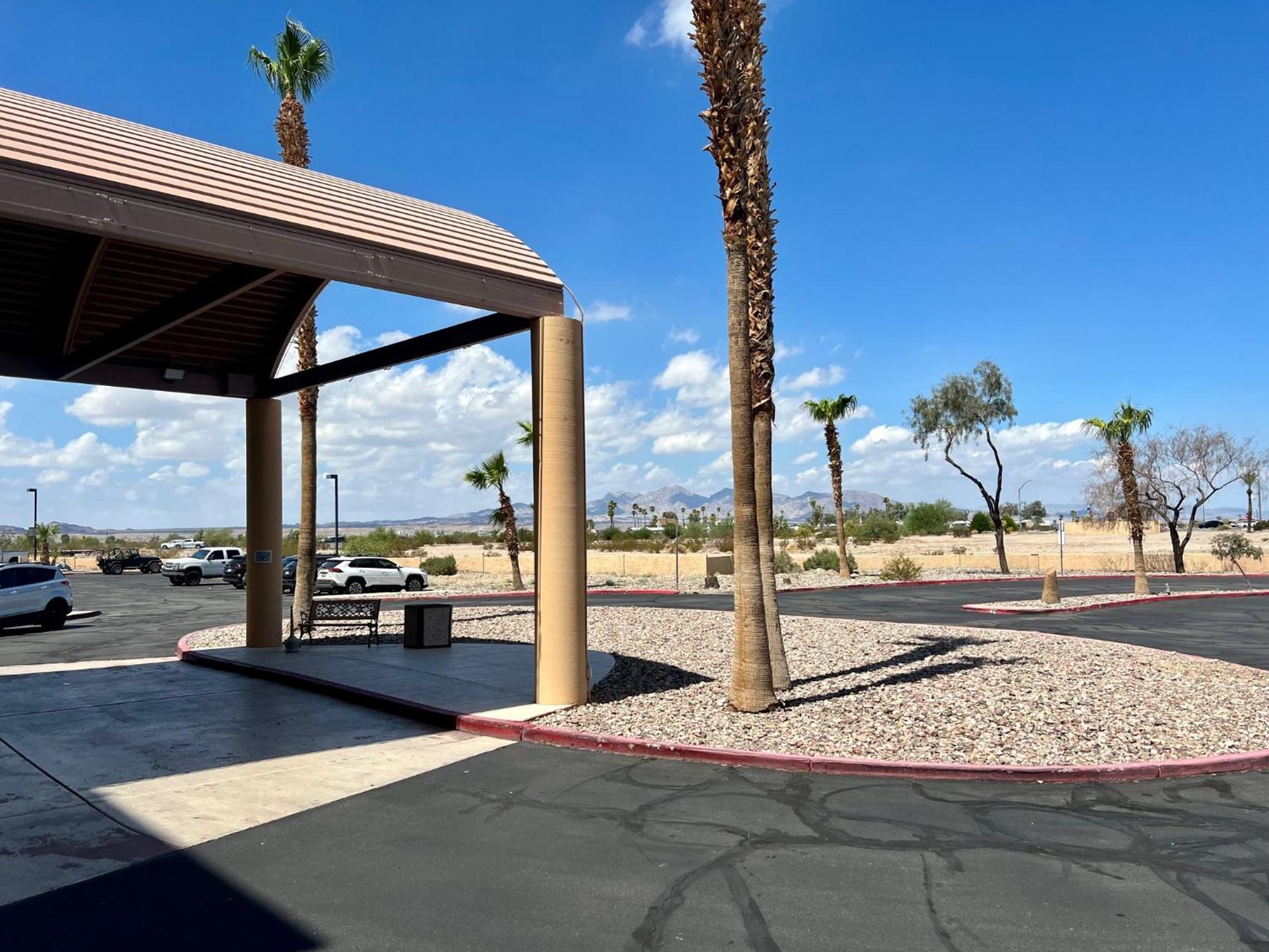Studio 6 Suites Lake Havasu City Az Exterior foto
