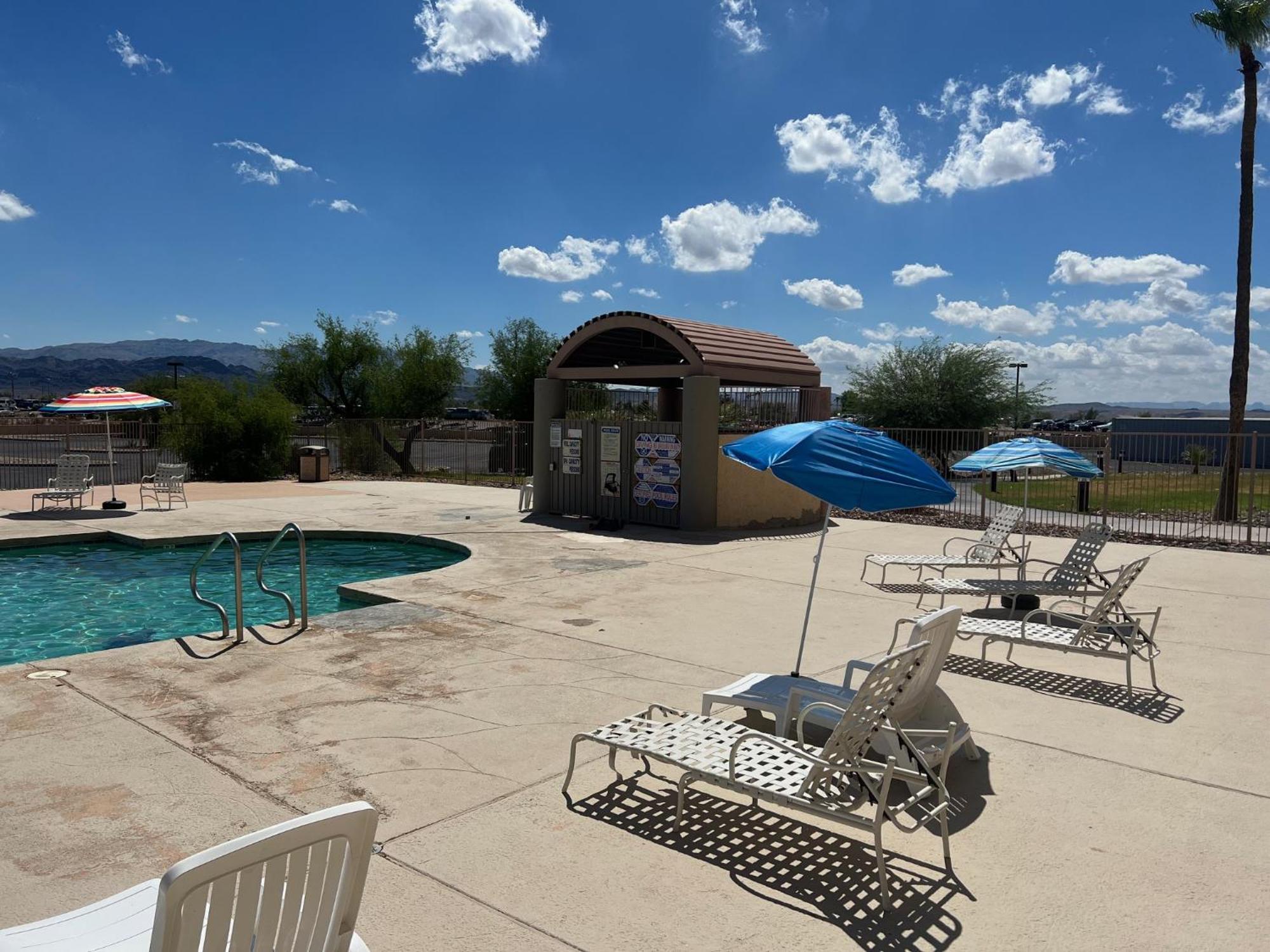 Studio 6 Suites Lake Havasu City Az Exterior foto